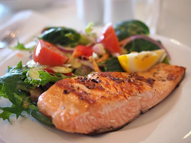 Alimentación para la diverticulosis: alimentos recomendados, menú y consejos